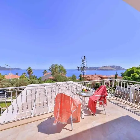 Rueya Kas,peninsula With Lawn Garden Villa *